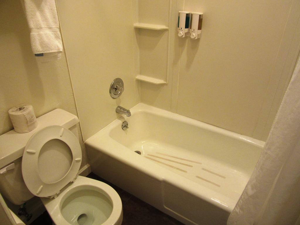 White Buffalo Hotel West Yellowstone Quarto foto